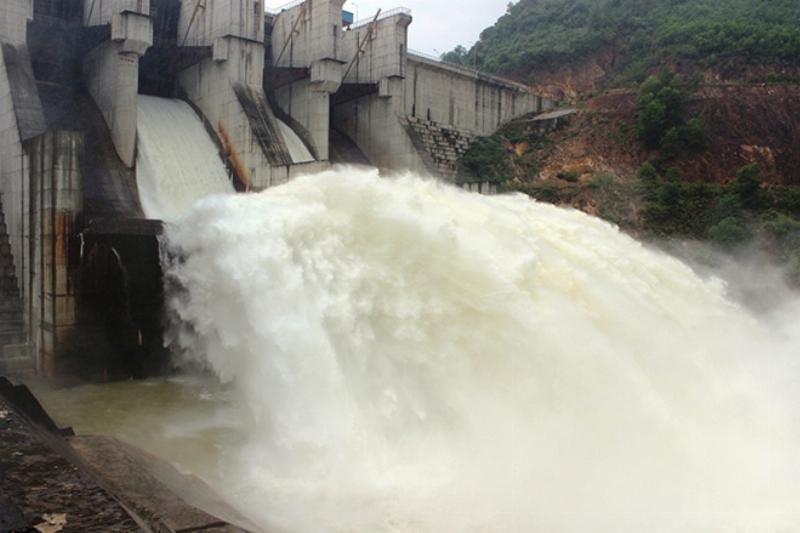 Minh họa áp lực đất trong các dự án xây dựng hạ tầng tại Việt Nam, công trình kè sông